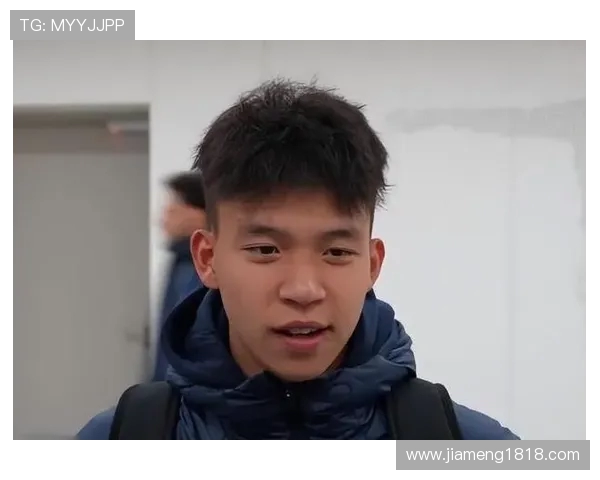 18岁射手王王钰栋逆袭之路成为中国足球00后崛起希望 18岁射手王王钰栋逆袭之路成为中国足球00后崛起希望