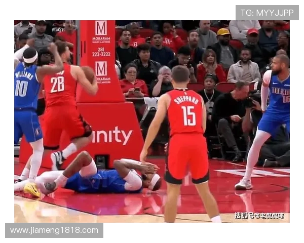 原创火箭输独行侠揪出两大罪人！阿门11中2太拉胯，乌度卡临场指挥被骂惨